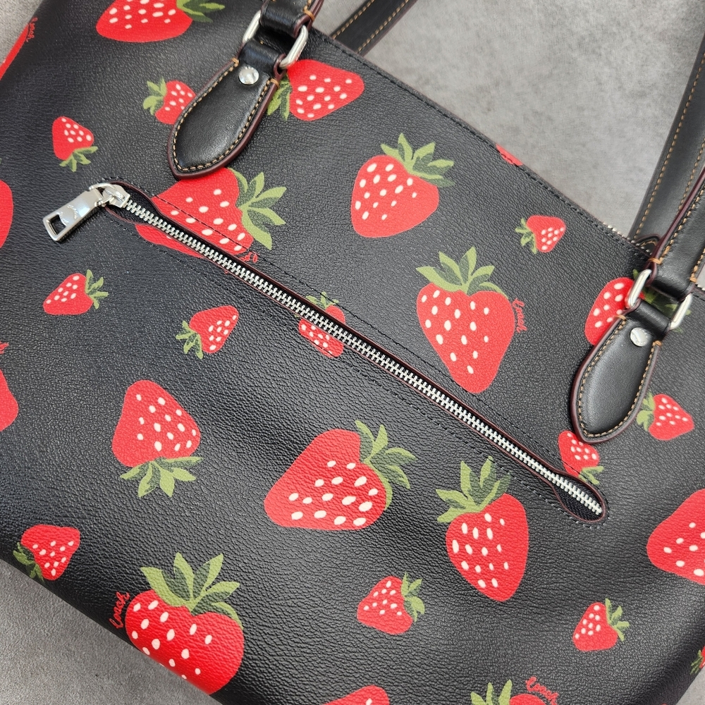 Coach Tote Bag Black Red Strawberry Print Gallery CH510 Kawaii Limited Edition - Picture 10 of 16